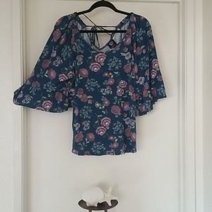 Like New! Bobeau Boho Teal Floral Top
